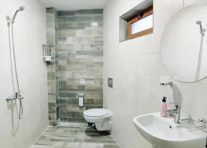 Villa Mountain Pearls 8 *